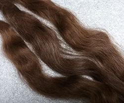 COP vlasový - hnědá střední 45 cm
